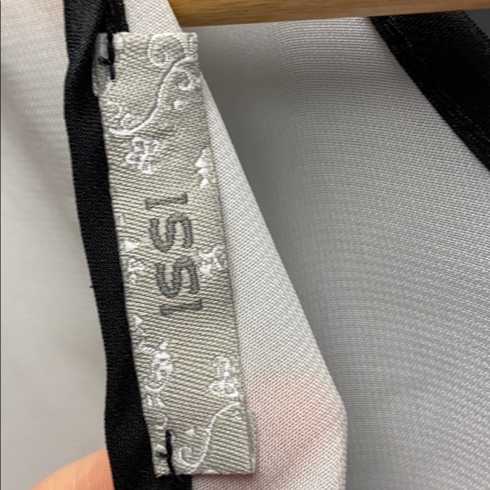 ISSI Sheer Top - Picture 3 of 4